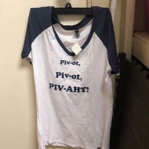 F.R.I.E.N.D.S   “PIVOT” tee shirt